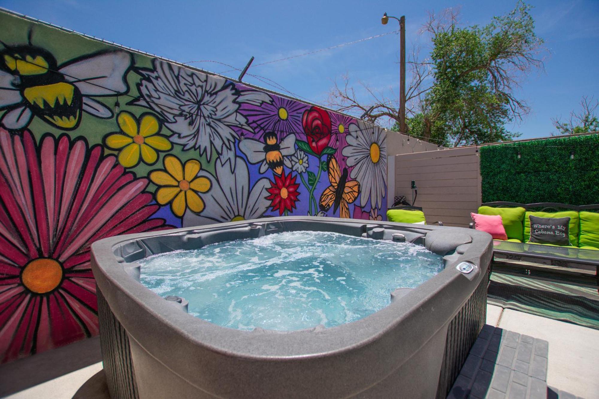 Вилла Bohemian Chic An Eclectic Escape-Hot Tub-Pet Friendly-No Pet Fees! Альбукерке Экстерьер фото